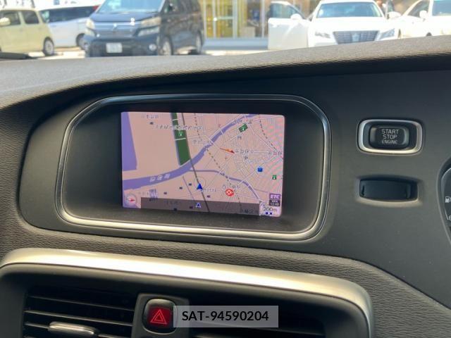 Volvo V40 2017-08 8232306-18