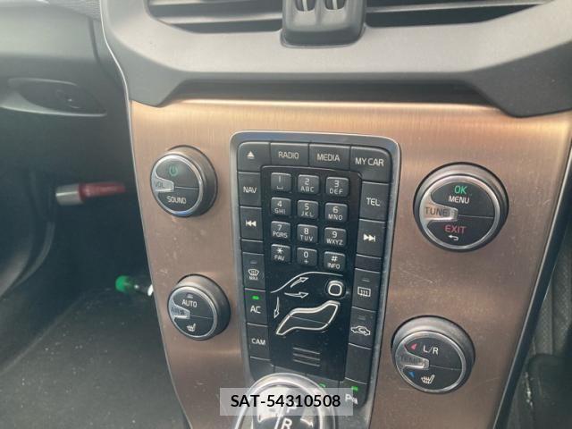 Volvo V40 2014-09 8247084-18