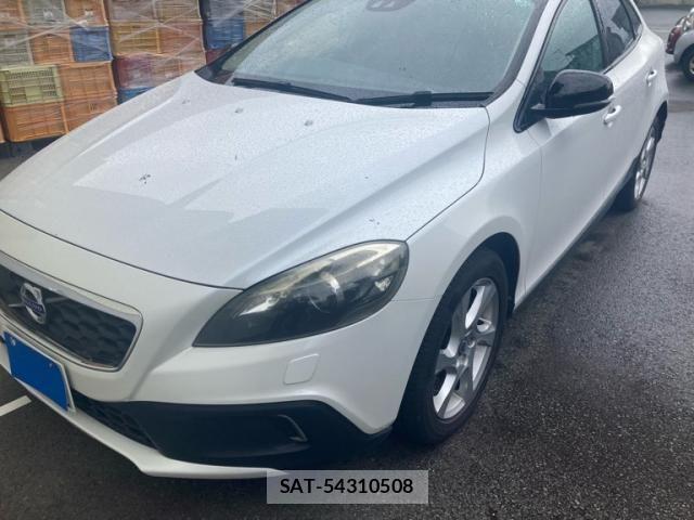 Volvo V40 2014-09 8247084-1