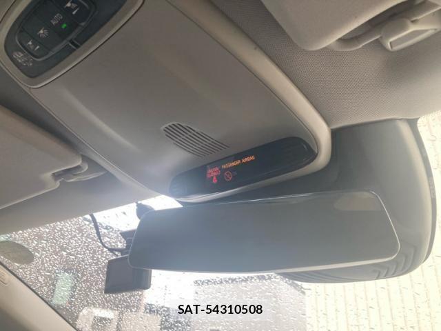 Volvo V40 2014-09 8247084-24