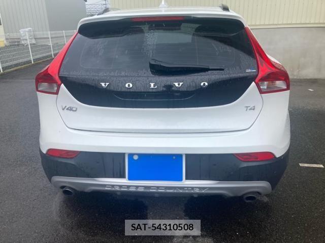 Volvo V40 2014-09 8247084-3