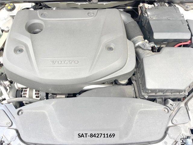 Volvo V40 2017-09 8317896-17