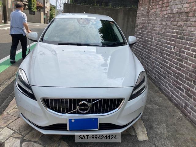 Volvo V40 2017-11 8317895-0