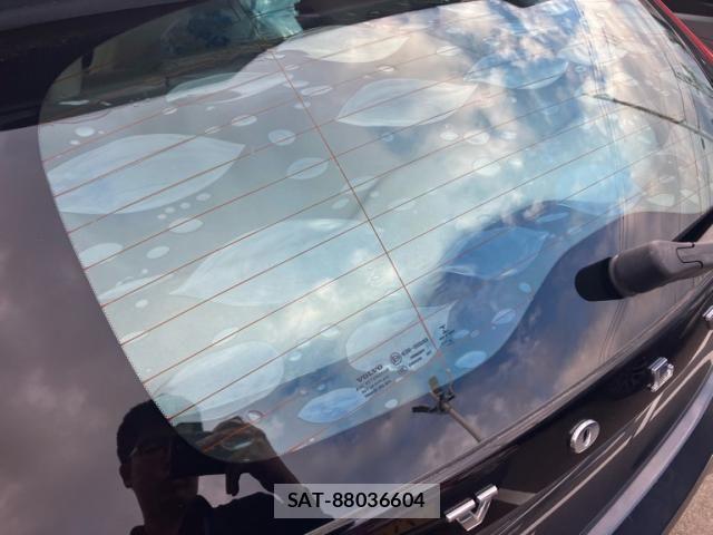 Volvo V40 2016-08 8317898-10