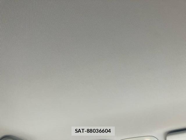 Volvo V40 2016-08 8317898-8