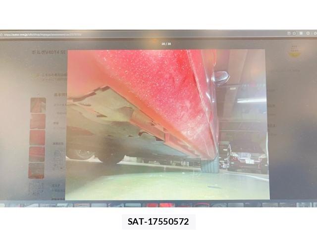 Volvo V40 2013-09 8338395-16