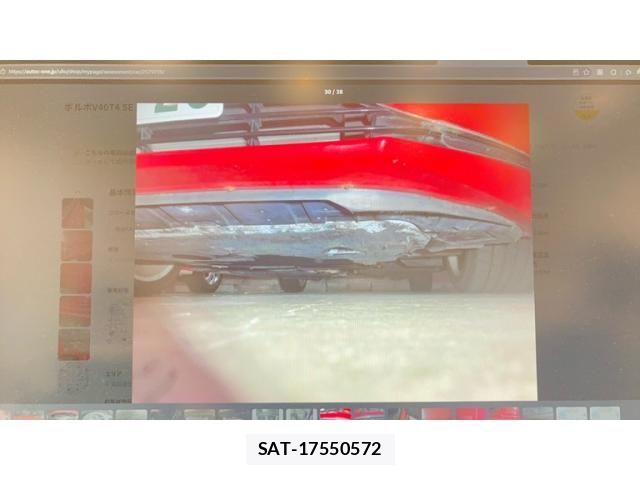 Volvo V40 2013-09 8338395-25