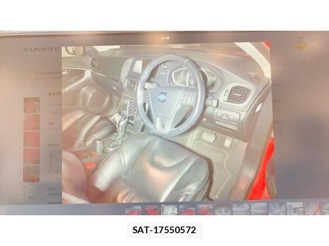 Volvo V40 2013-09 8338395-6