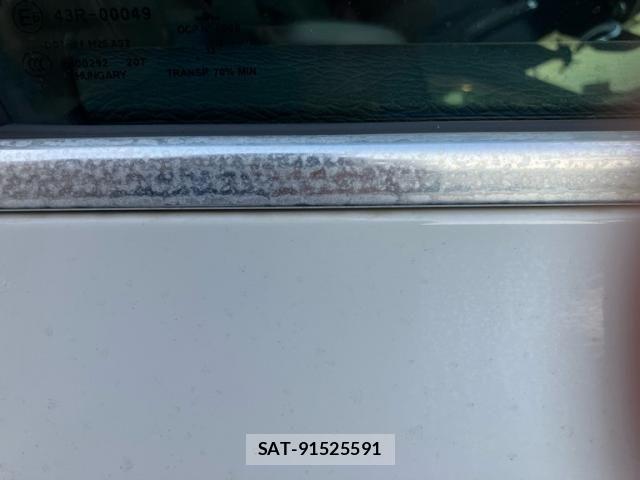 Volvo V40 2015-02 8353773-27