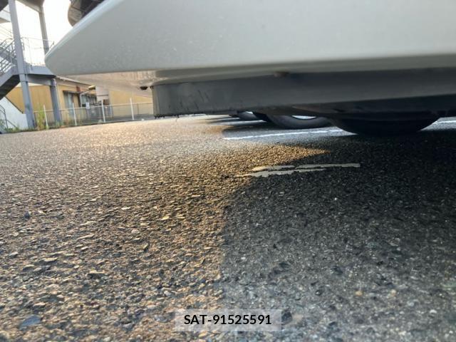 Volvo V40 2015-02 8353773-28