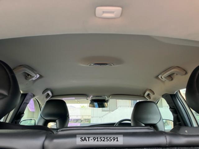 Volvo V40 2015-02 8353773-6