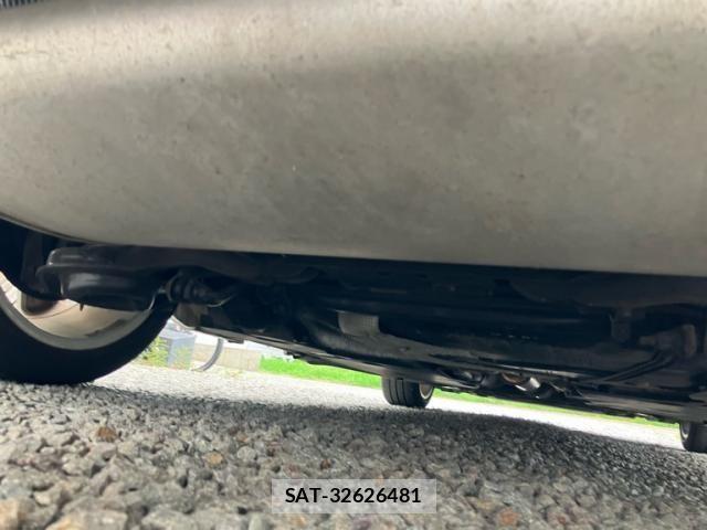 Volvo V40 2014-09 8369626-25
