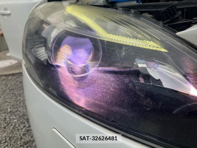 Volvo V40 2014-09 8369626-26