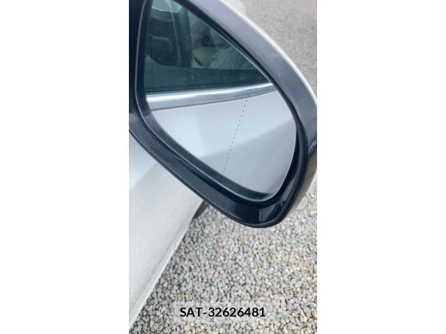 Volvo V40 2014-09 8369626-27