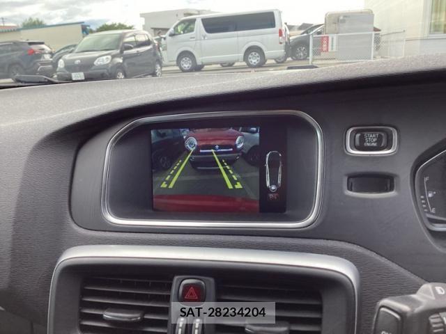 Volvo V40 2015-12 8415731-17