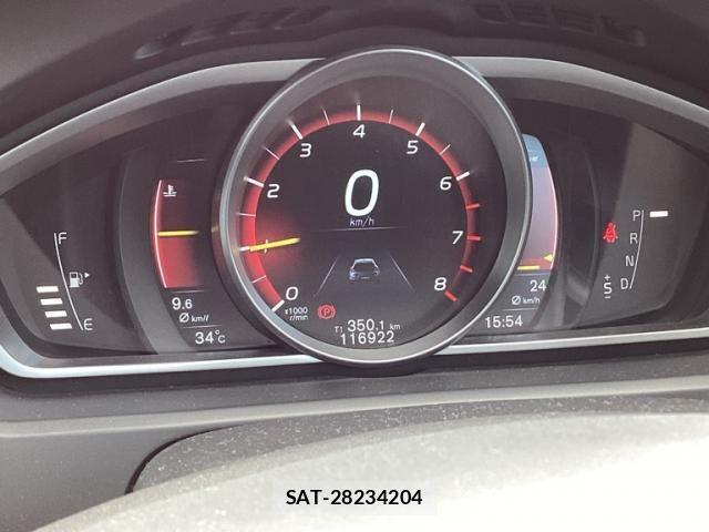Volvo V40 2015-12 8415731-21