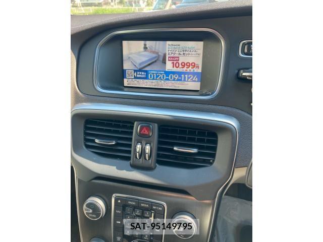Volvo V40 2013-10 8528071-19