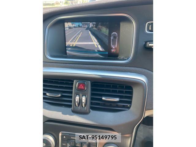 Volvo V40 2013-10 8528071-20