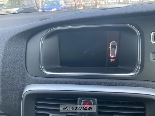 Volvo V40 2018-03 8563985-21