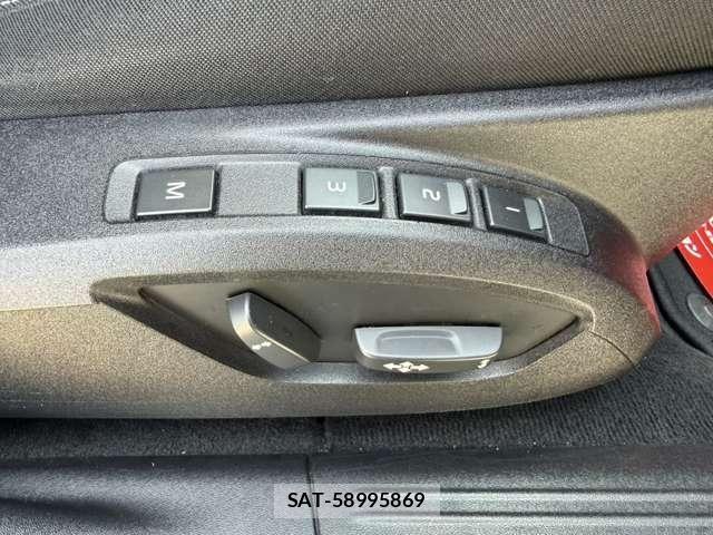 Volvo V40 2016-11 8563986-19