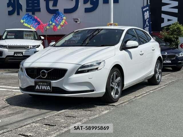 Volvo V40 2016-11 8563986-25