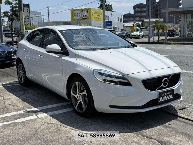 Volvo V40 2016-11 8563986-6