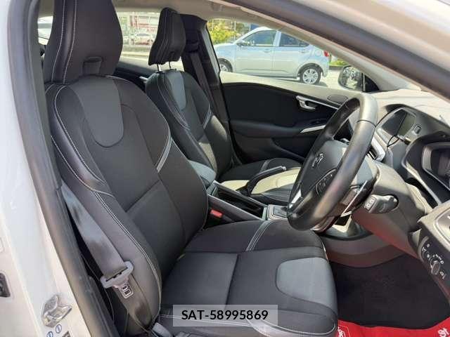 Volvo V40 2016-11 8563986-8