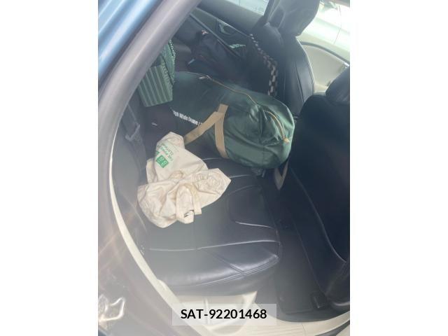 Volvo V40 2014-12 8563988-10
