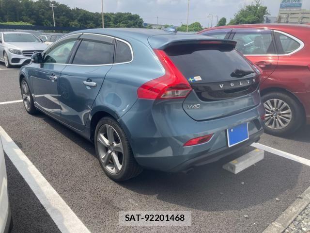 Volvo V40 2014-12 8563988-3