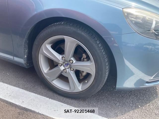 Volvo V40 2014-12 8563988-5