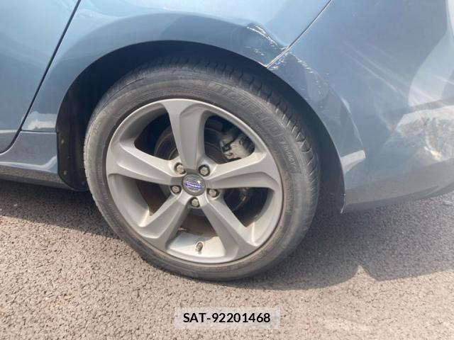Volvo V40 2014-12 8563988-7