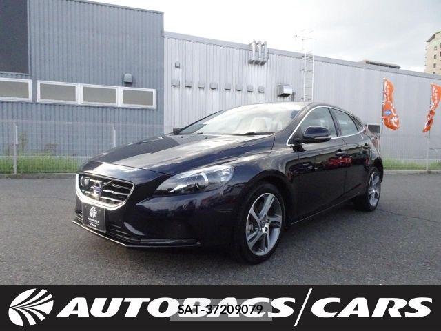 Volvo V40 2016-04 8629589-0