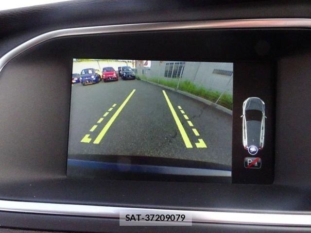 Volvo V40 2016-04 8629589-20