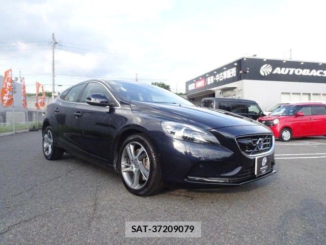 Volvo V40 2016-04 8629589-6