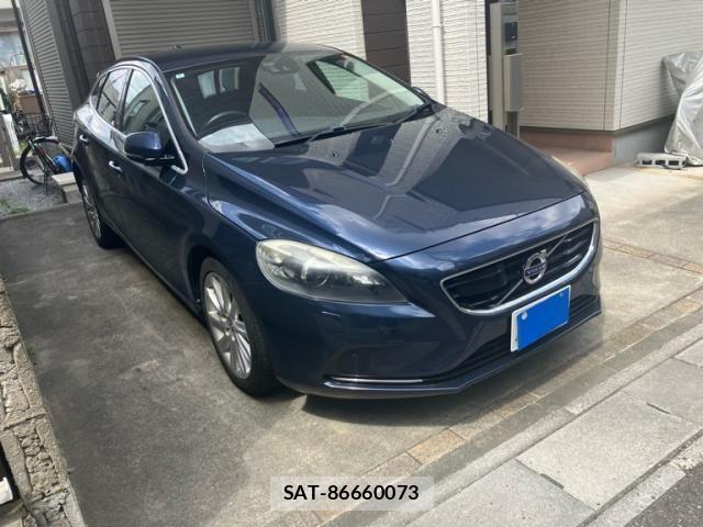 Volvo V40 2014-09 8662235-1