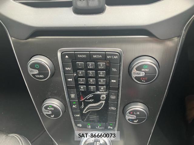 Volvo V40 2014-09 8662235-20