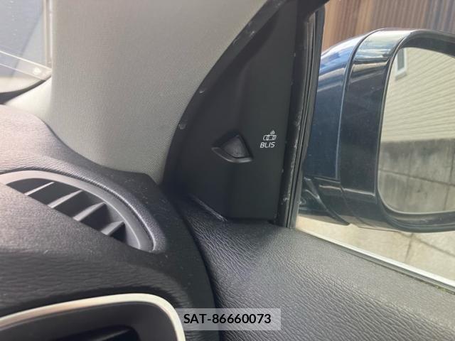 Volvo V40 2014-09 8662235-22