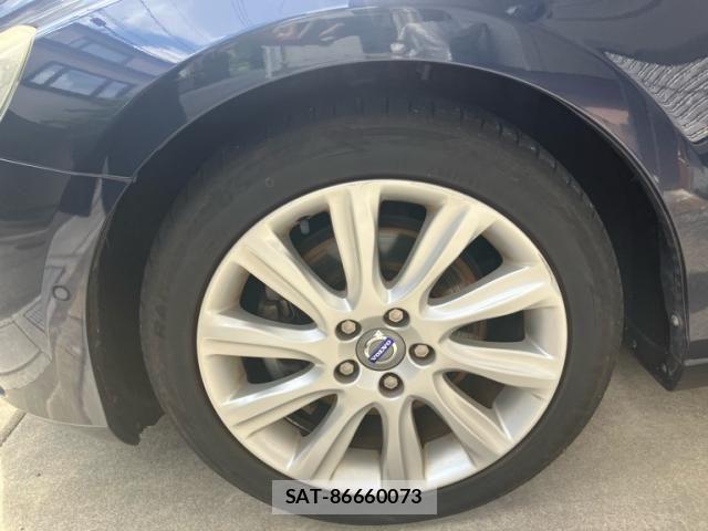 Volvo V40 2014-09 8662235-6
