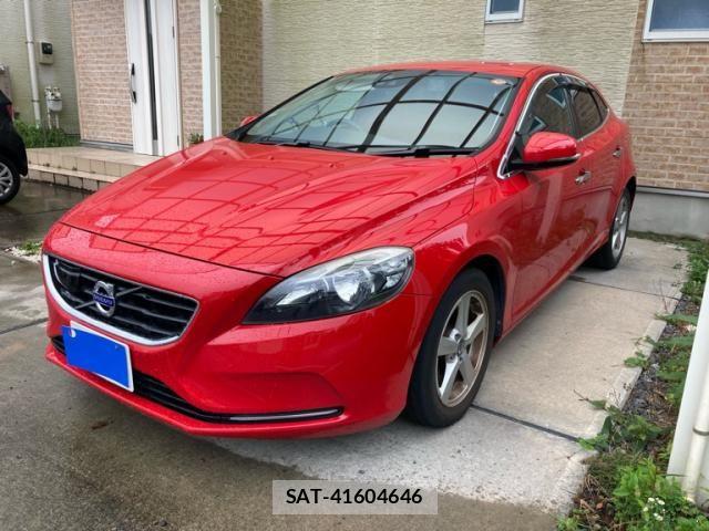 Volvo V40 2014-04 8662234-1