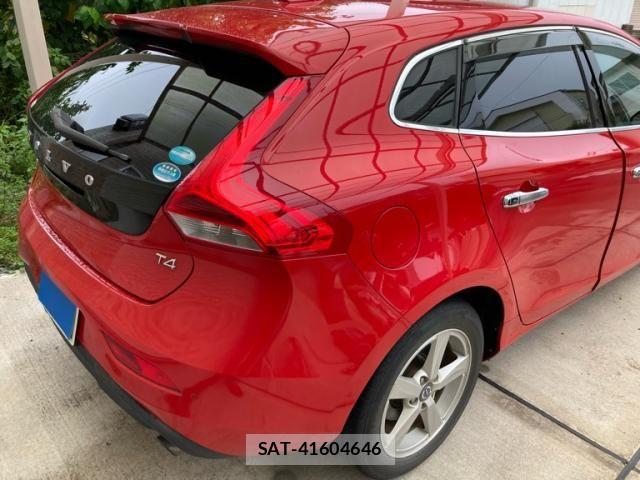 Volvo V40 2014-04 8662234-2