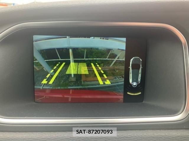 Volvo V40 2015-07 8746667-21