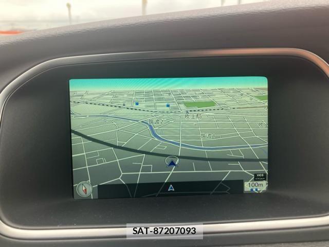 Volvo V40 2015-07 8746667-23