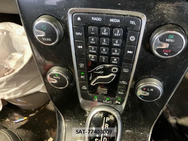 Volvo V40 2017-09 8746666-20