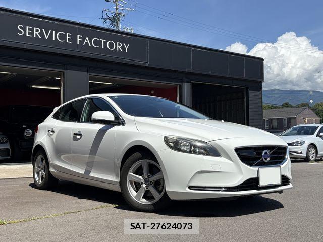 Volvo V40 2014-09 8746663-0