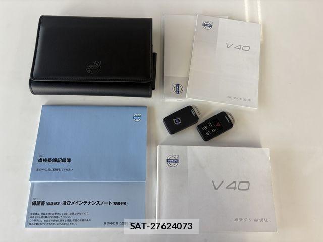 Volvo V40 2014-09 8746663-19