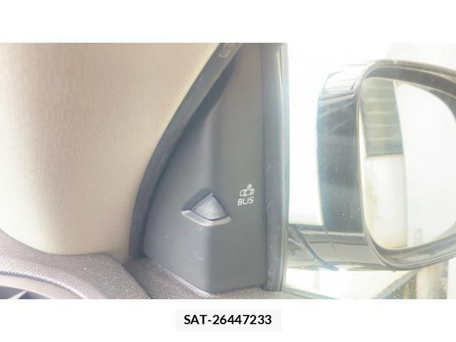 Volvo V40 2014-11 8782533-26