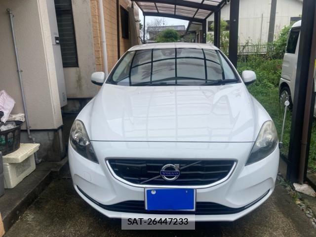 Volvo V40 2014-11 8782533-3