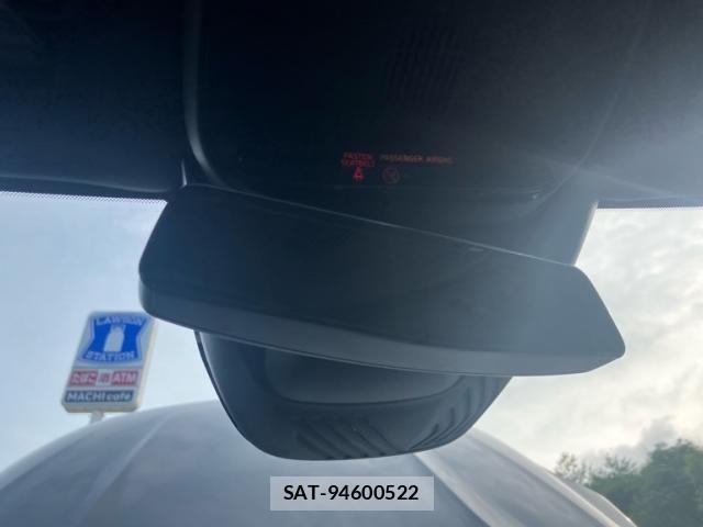 Volvo V40 2014-07 8832353-19