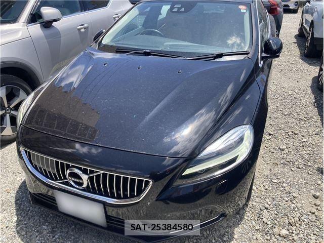 Volvo V40 2019-09 8851005-0