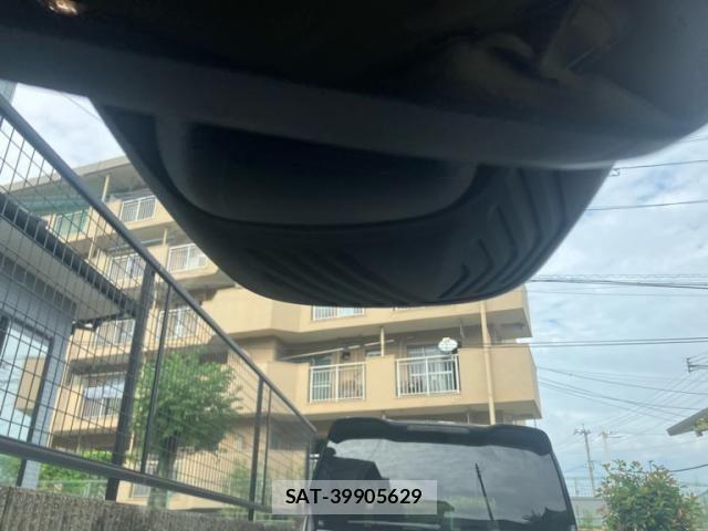 Volvo V40 2018-04 8882836-16